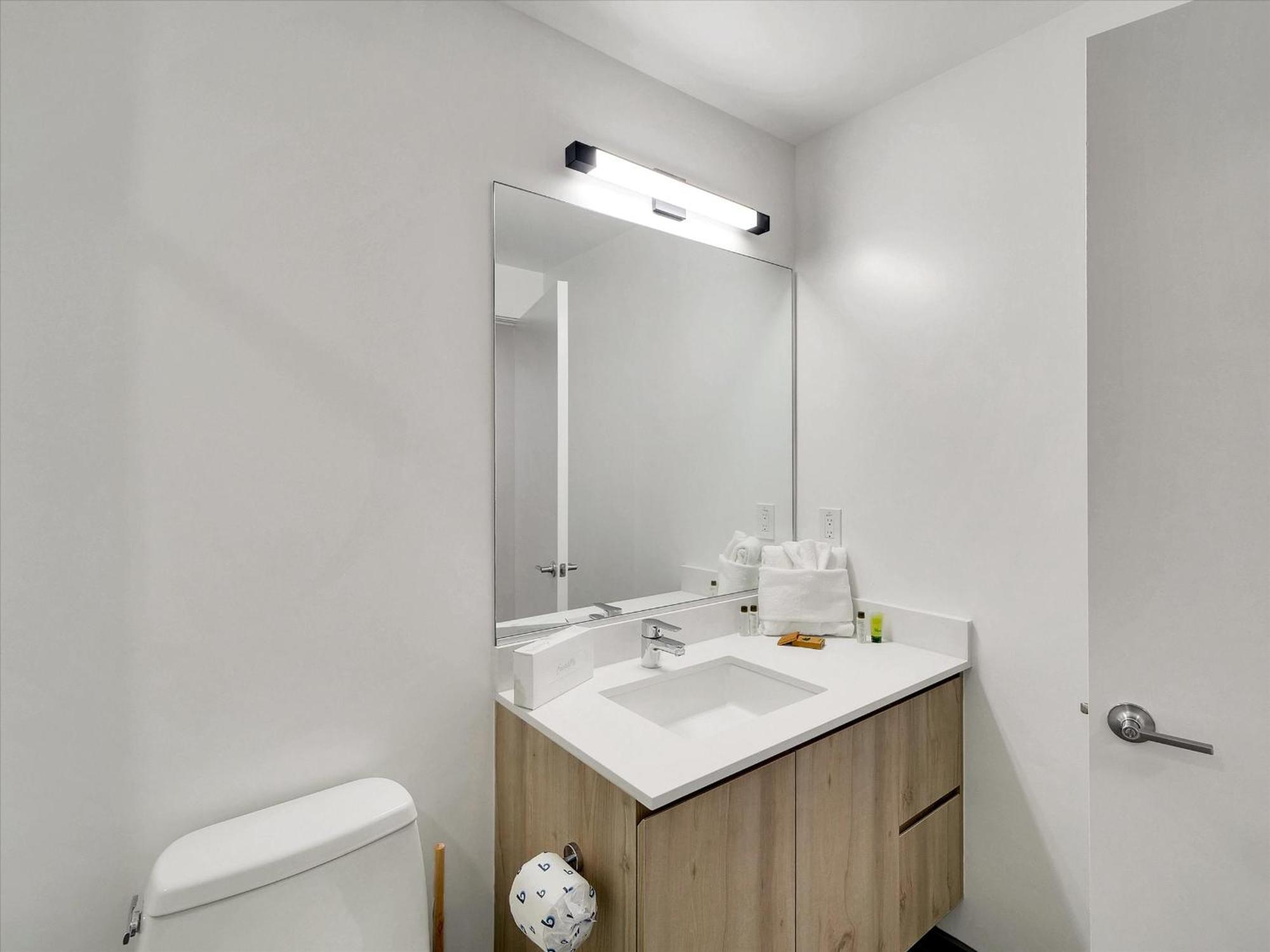Global Luxury Suites At Downtown Phoenix Exteriör bild
