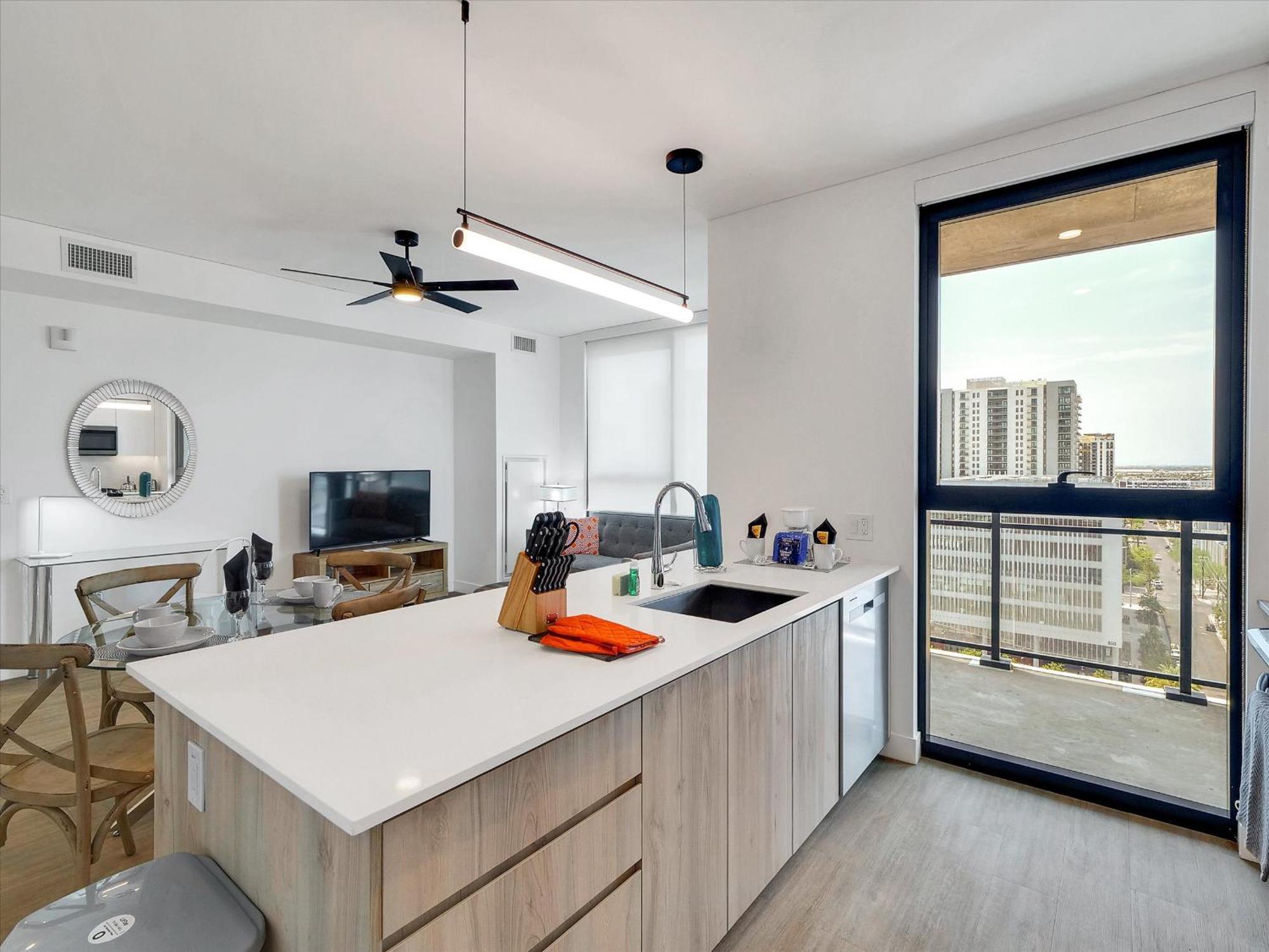 Global Luxury Suites At Downtown Phoenix Exteriör bild