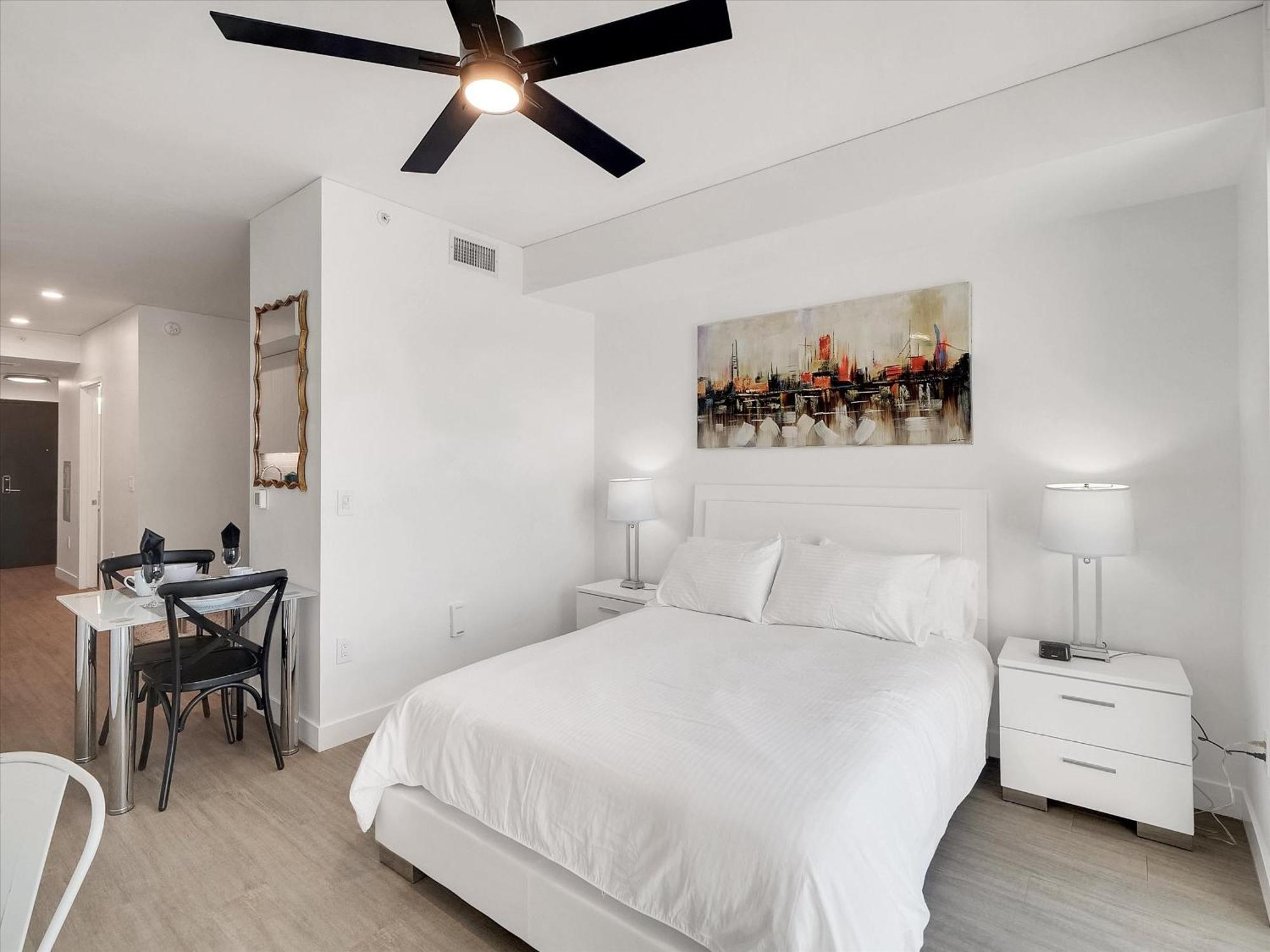 Global Luxury Suites At Downtown Phoenix Exteriör bild