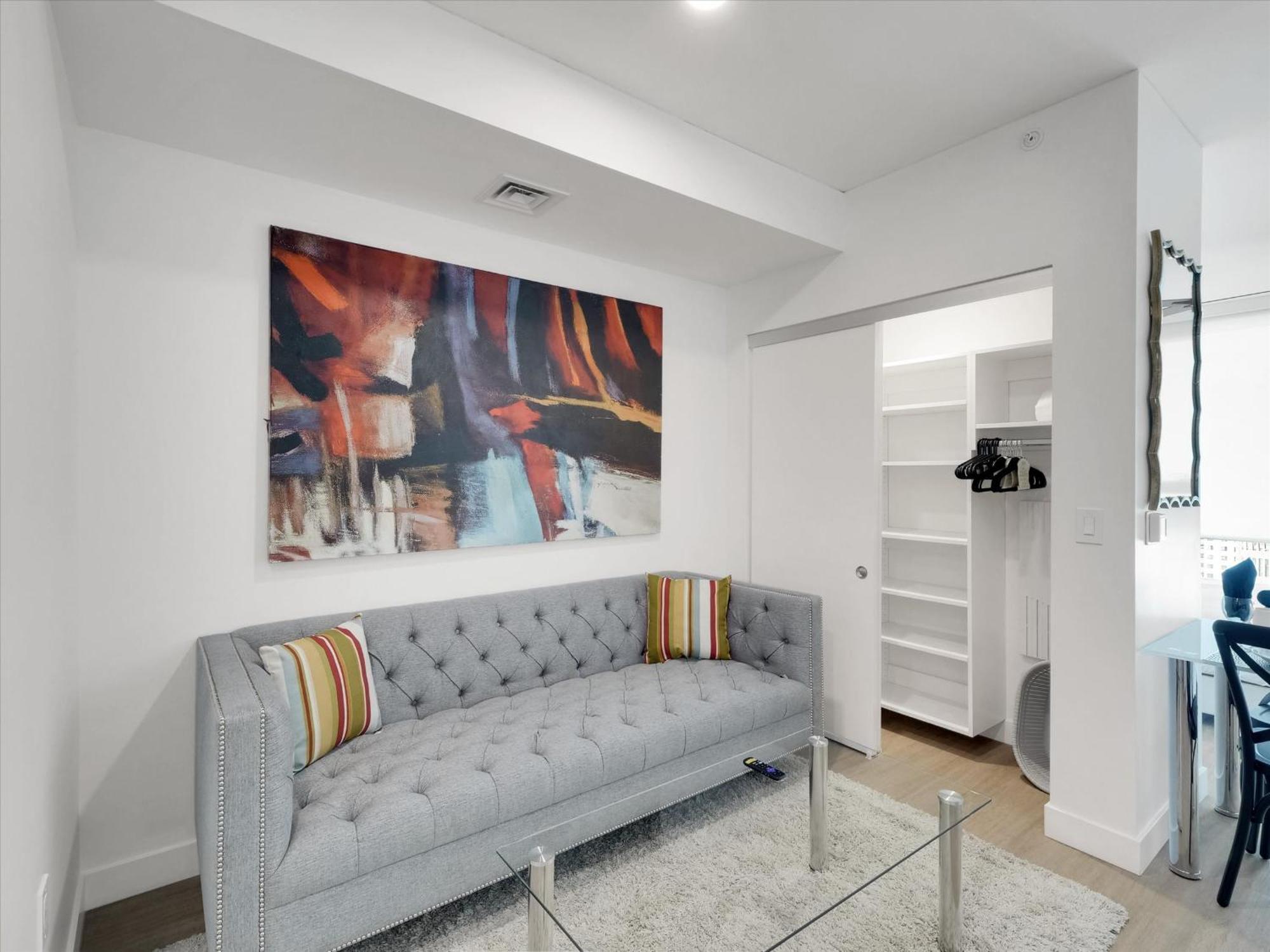 Global Luxury Suites At Downtown Phoenix Exteriör bild