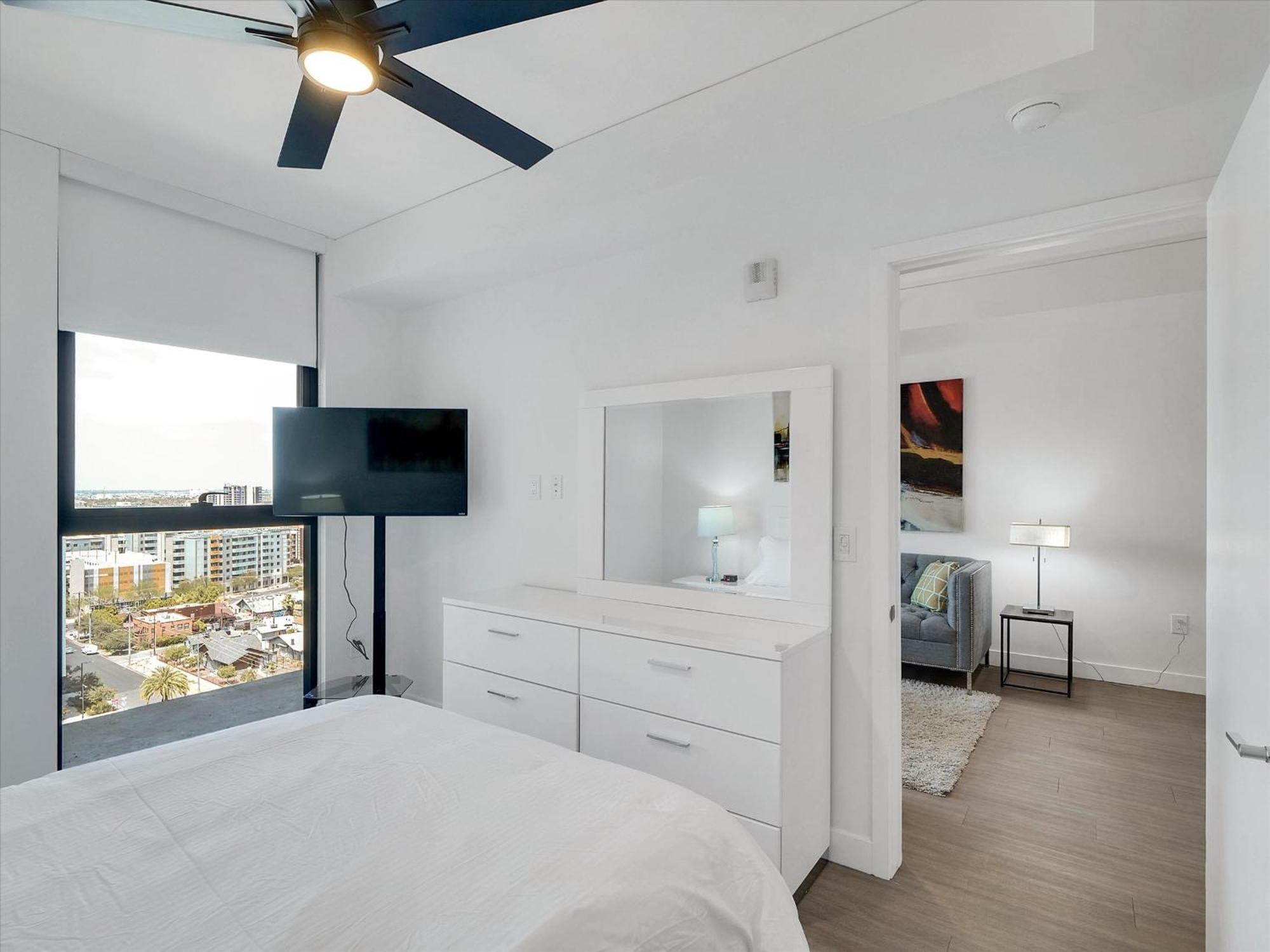 Global Luxury Suites At Downtown Phoenix Exteriör bild