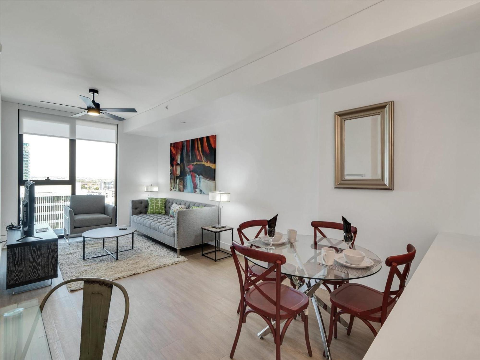Global Luxury Suites At Downtown Phoenix Exteriör bild